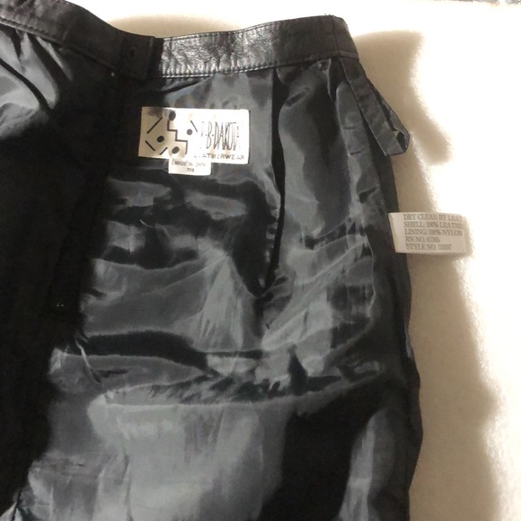 B B Dakota 100% Leather Skirt -Sz 7/ 8 - Picture 14 of 16
